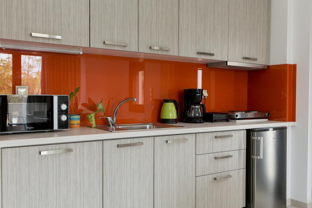 Angela Apartments Kato Daratso Luaran gambar
